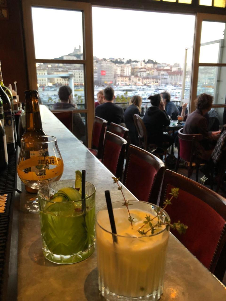 Belle-vue Vieux-port 3*
